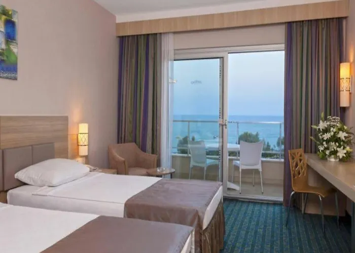 Justiniano Moonlight Hotel 5*